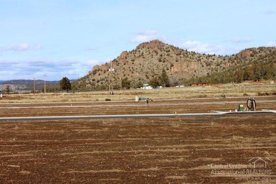 Build your dream home in one of Prineville's finest neighborhoods, Ironhorse. You will enjoy nice views of Barnes Butte and the surrounding rimrocks that define Prineville. You will love living where you can enjoy walking trails and open space. Long term plans include parks and shops and a new grade school that is currently under construction.