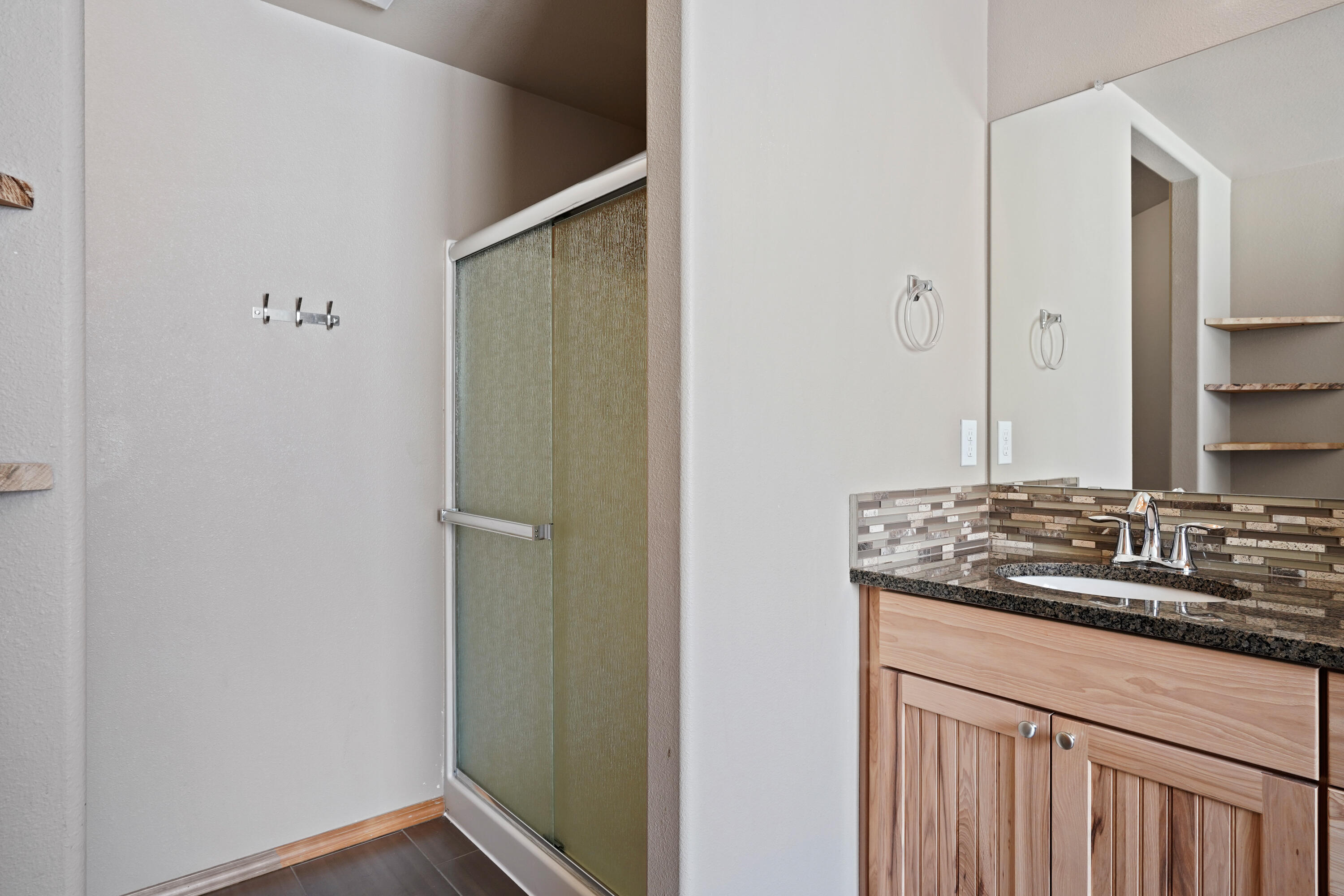 Drrh Trs - Residential