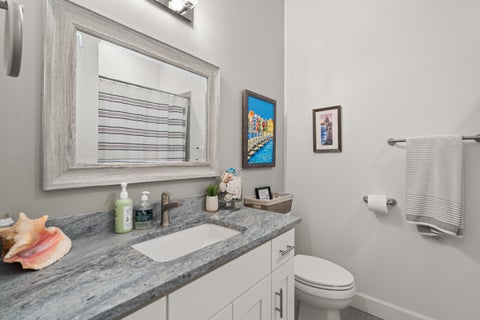 Tiny photo for 523 W La Strada Circle, Medford, OR 97504 (MLS # 220224240)