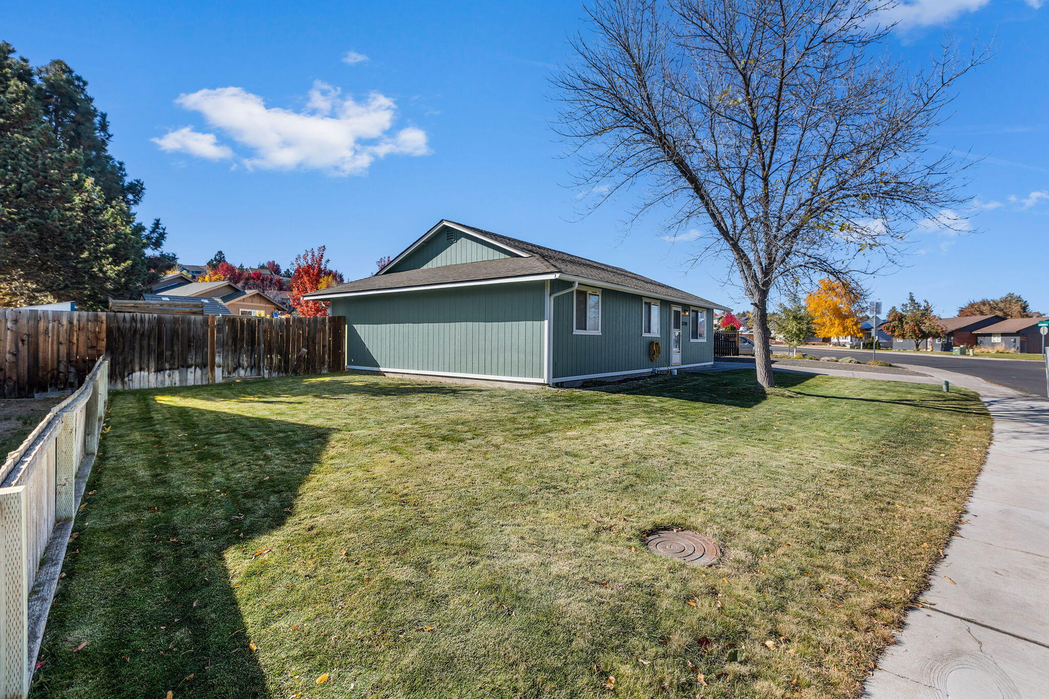 3248 SW Salmon Avenue