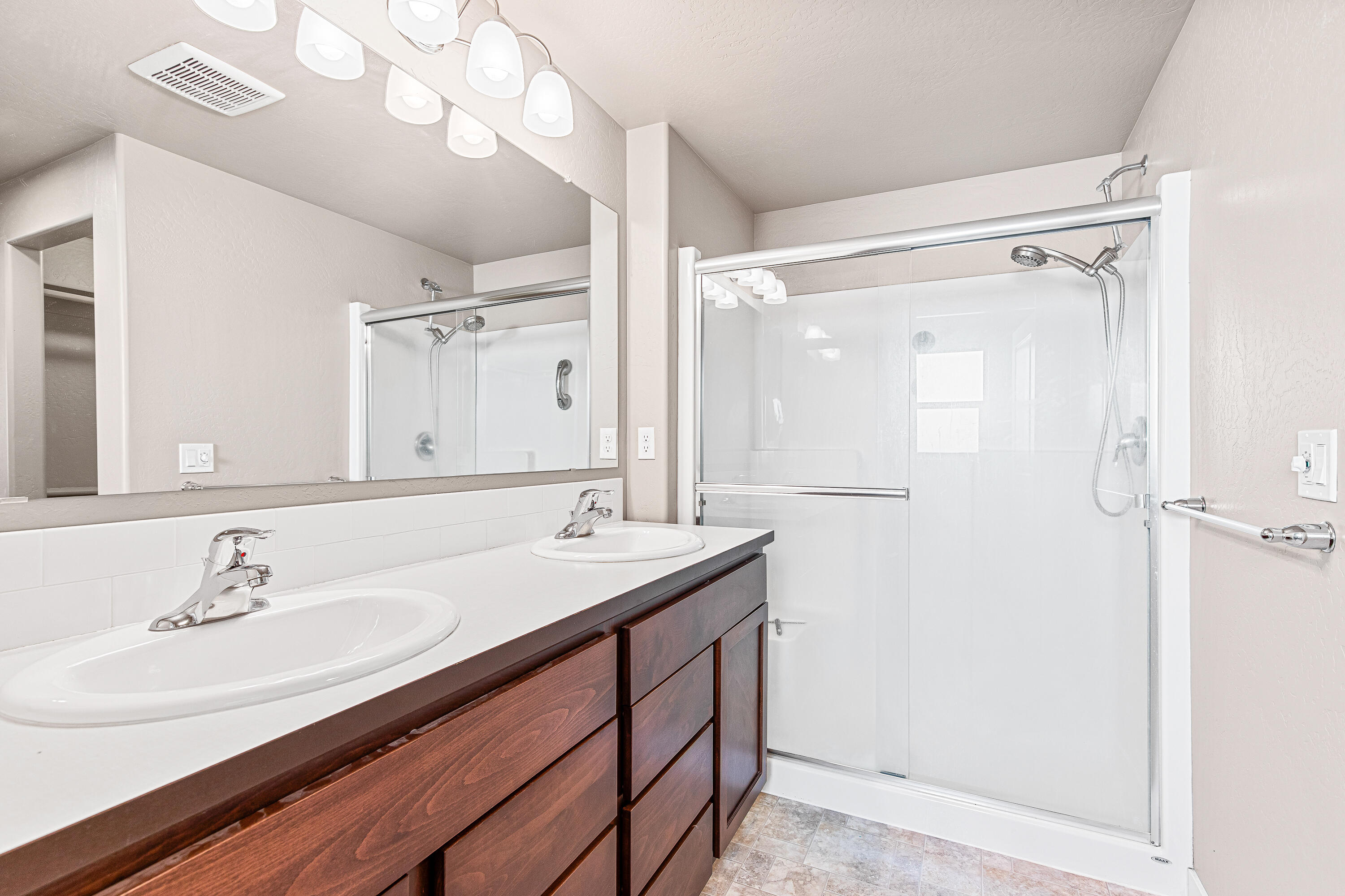 Delta Estates Phase 2And 3 - Residential