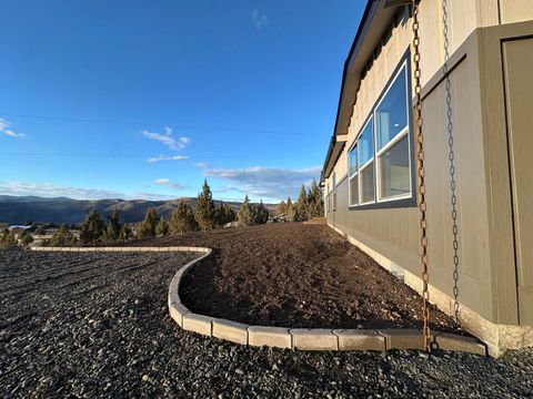 Tiny photo for 92699 Hidden Hills Lane, John Day, OR 97845 (MLS # 220215695)