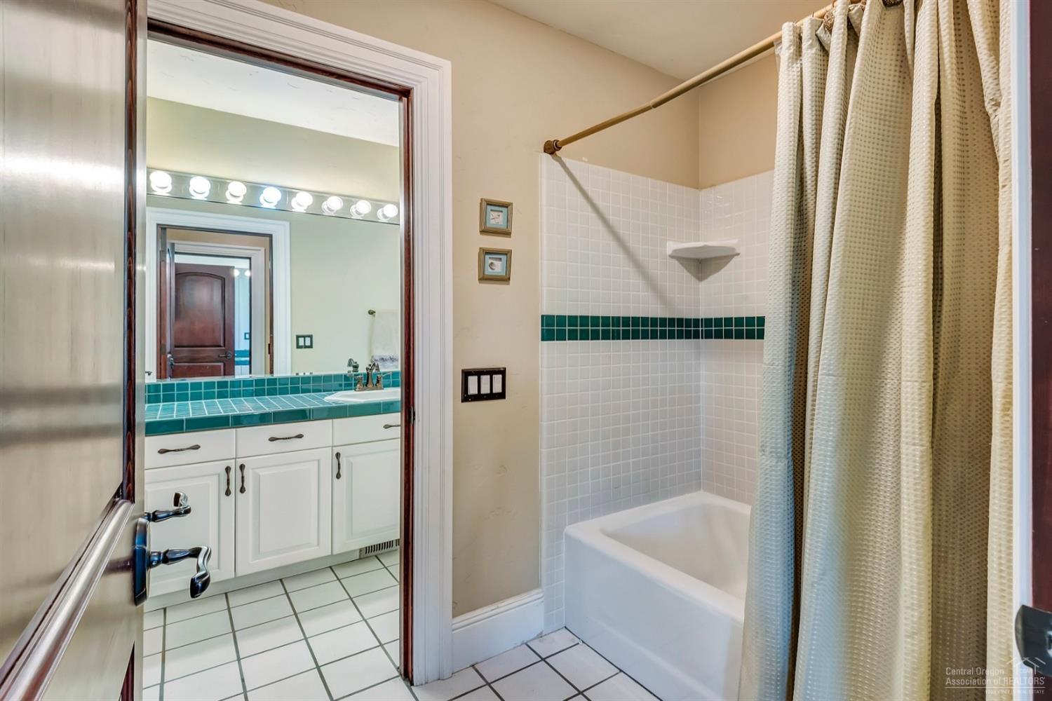 Pinelyn Park - Residential