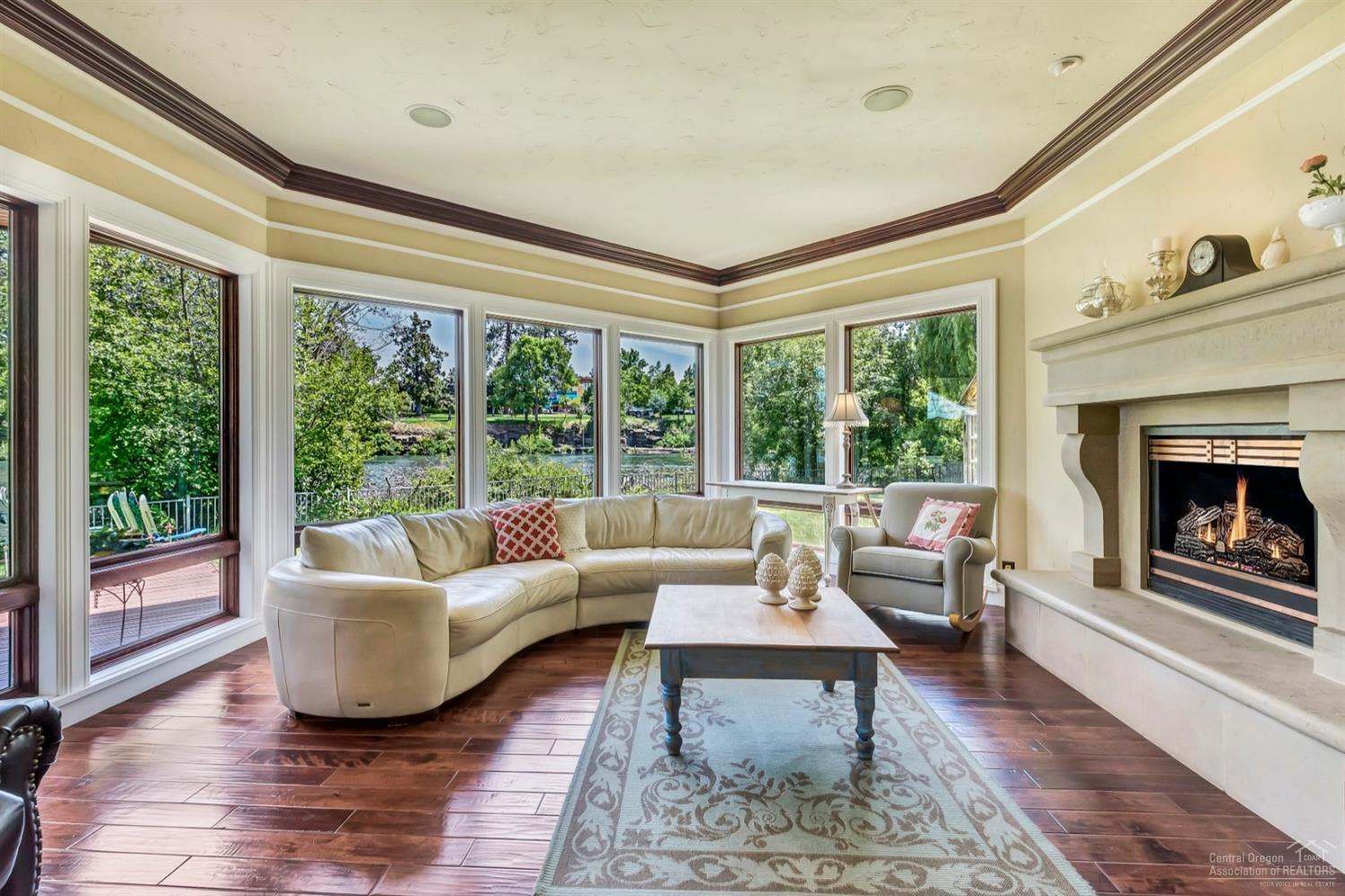 Pinelyn Park - Residential