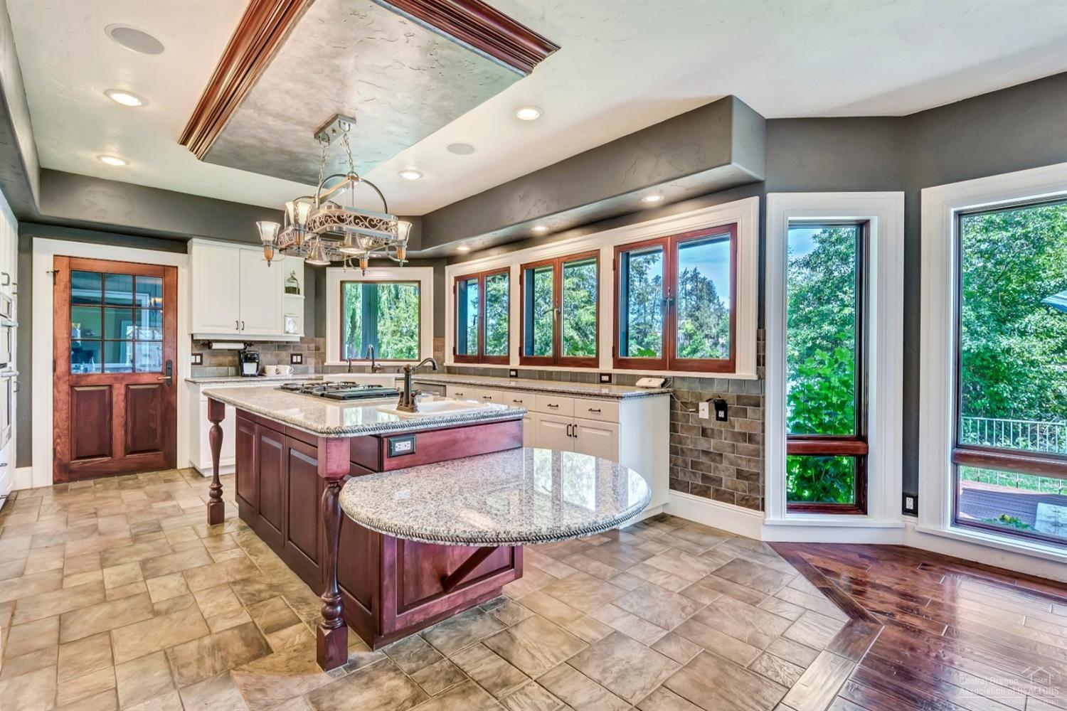 Pinelyn Park - Residential