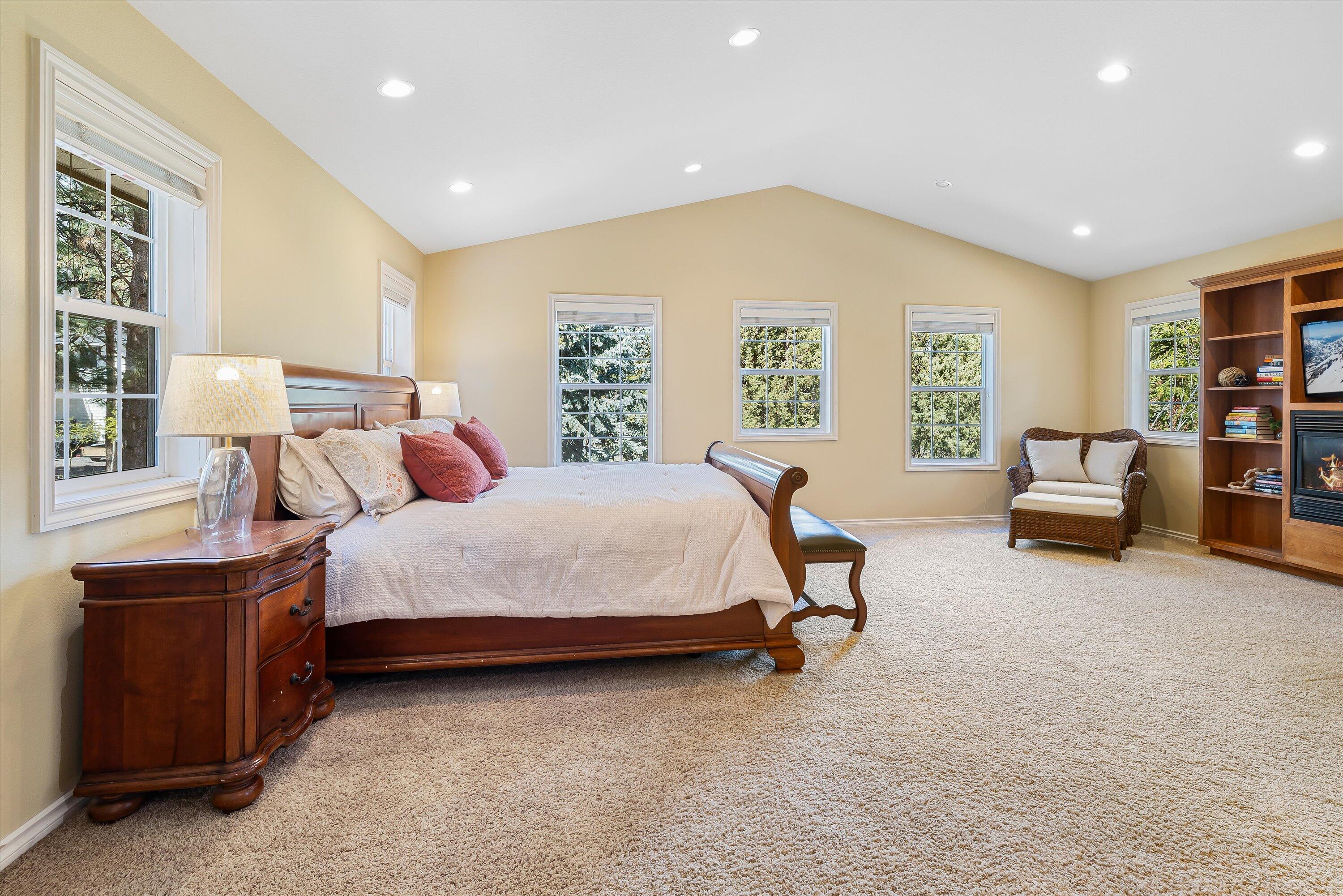 Awbrey Butte - Residential