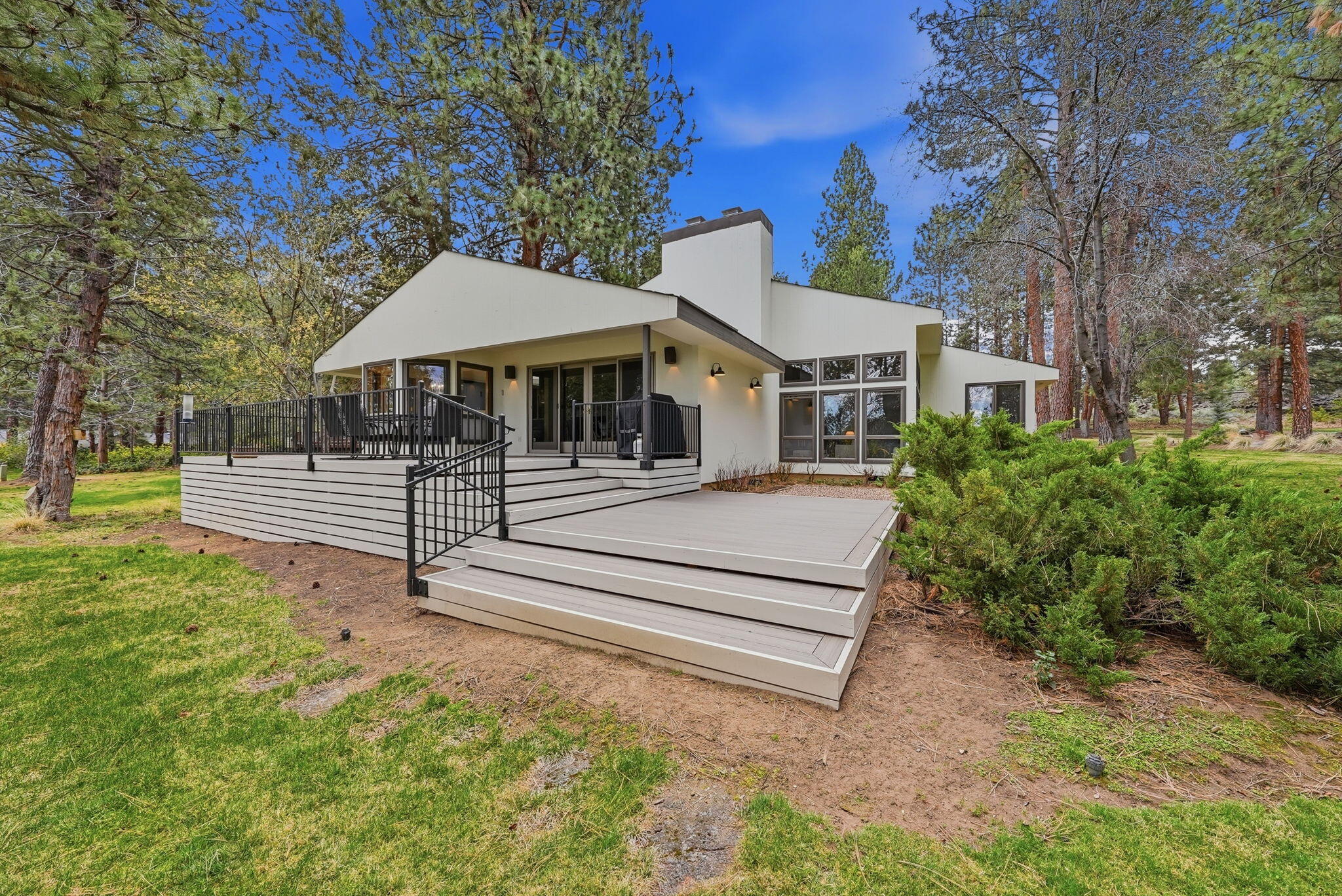 20344 Donkey Sled Road