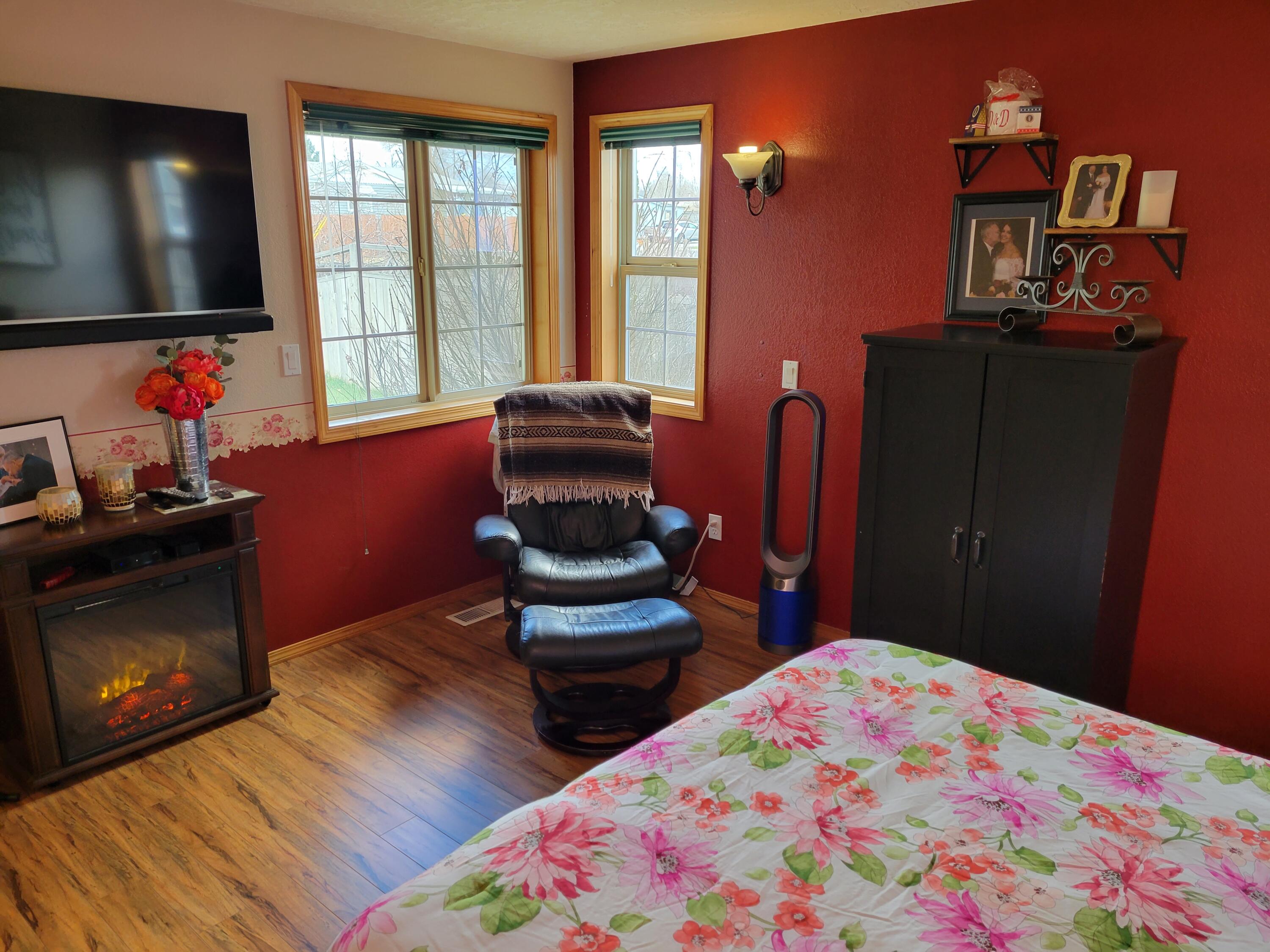 Skyline Ridge - Residential