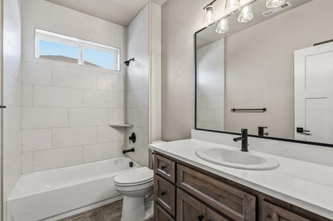 Tiny photo for 359 Kansas Drive, Medford, OR 97504 (MLS # 220217593)