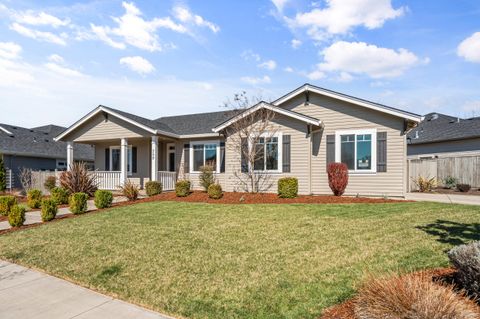 Tiny photo for 359 Kansas Drive, Medford, OR 97504 (MLS # 220217593)