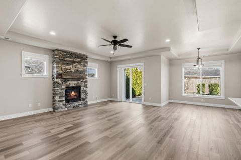 Tiny photo for 359 Kansas Drive, Medford, OR 97504 (MLS # 220217593)