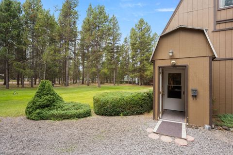 Tiny photo for 16034 Cascade Lane, La Pine, OR 97739 (MLS # 220207987)