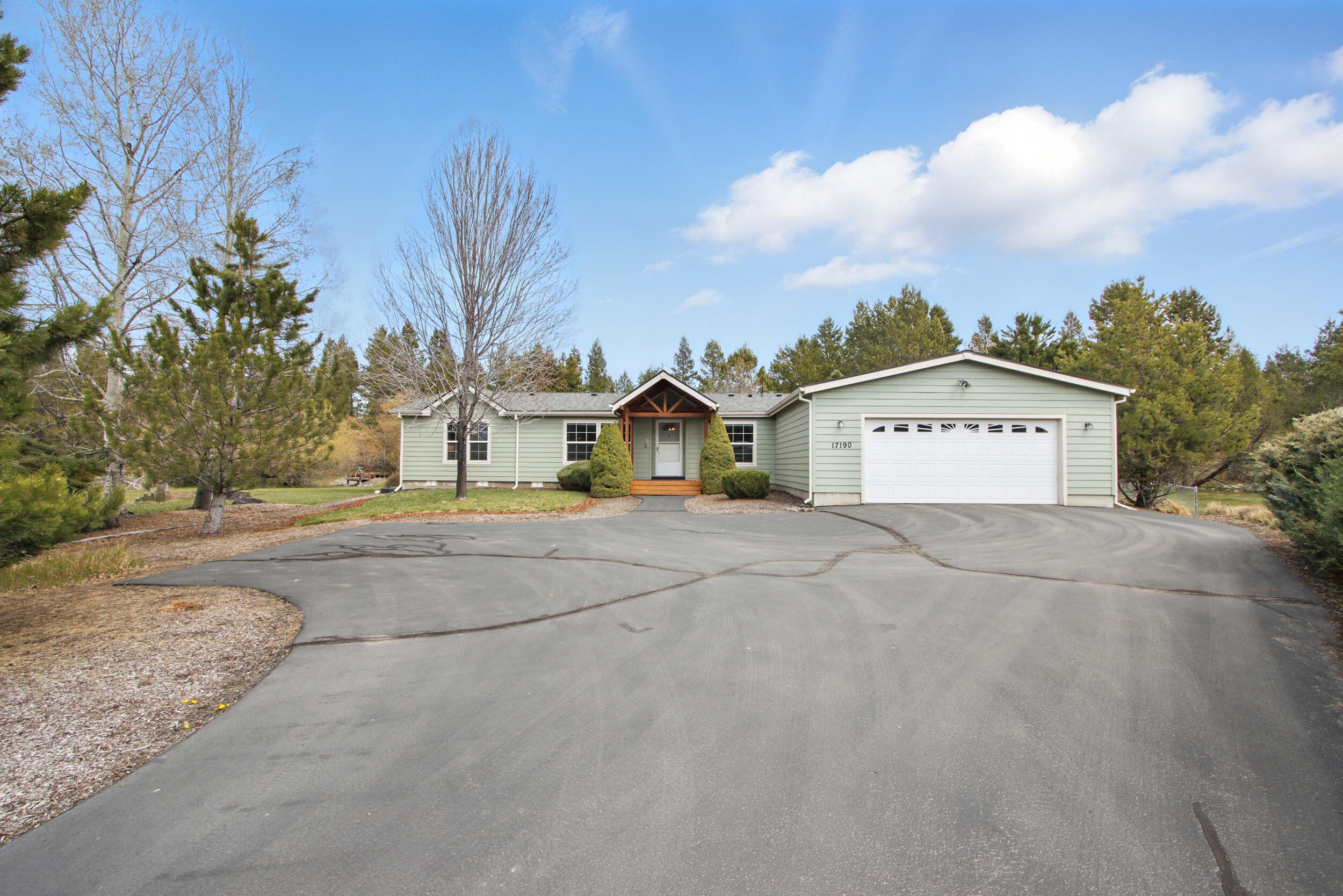 17190 Wood Duck Court