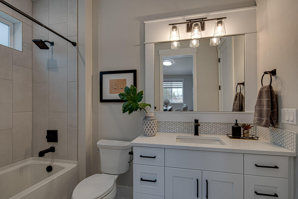 Skyline West - Residential