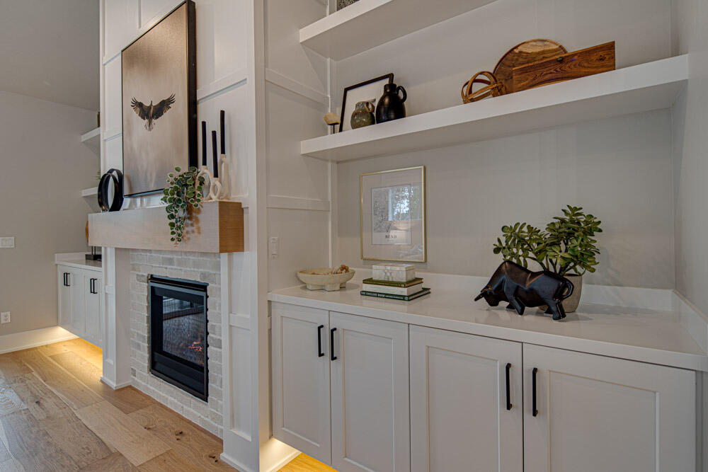 Skyline West - Residential