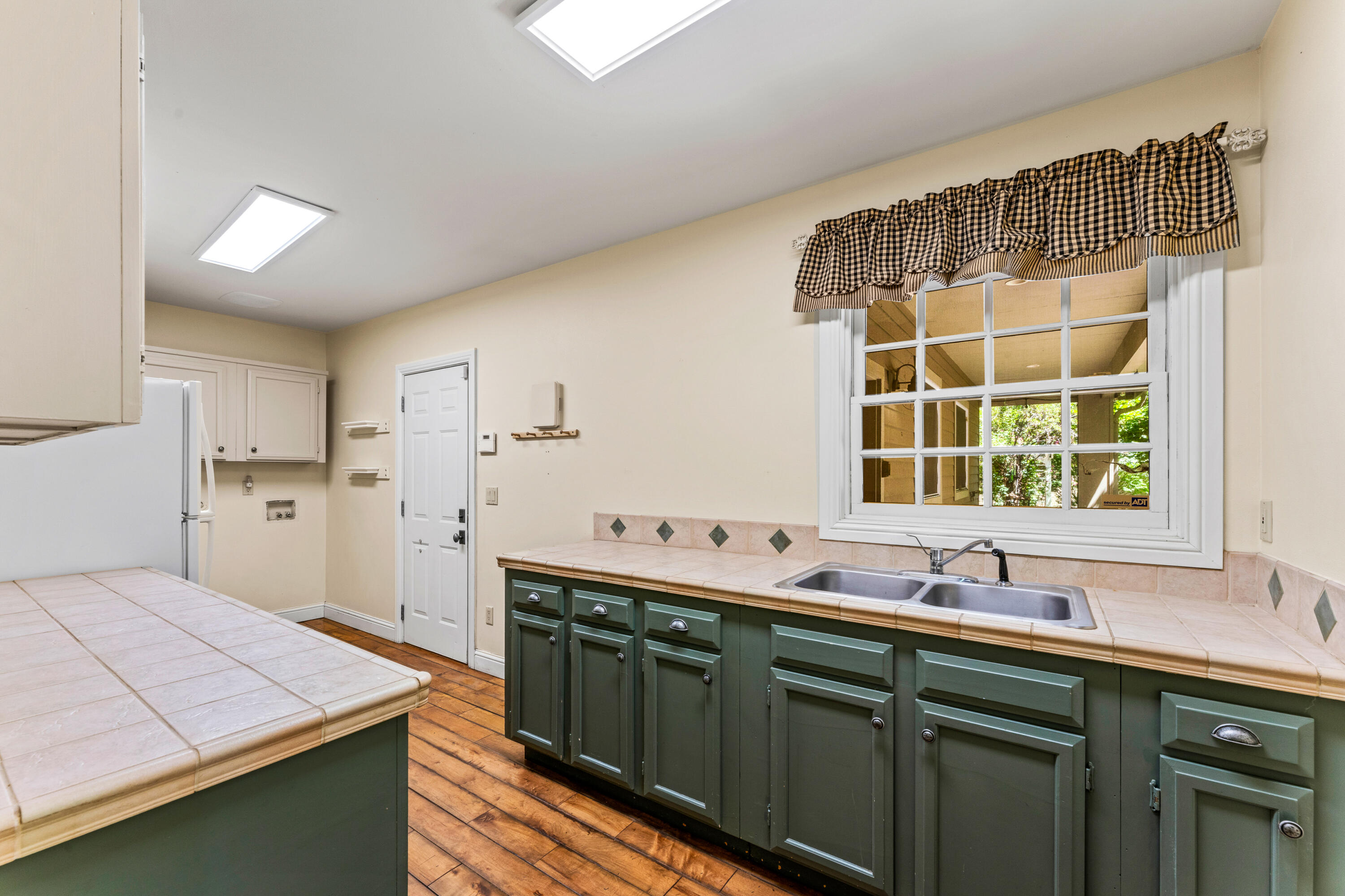 Loe Bros - Residential