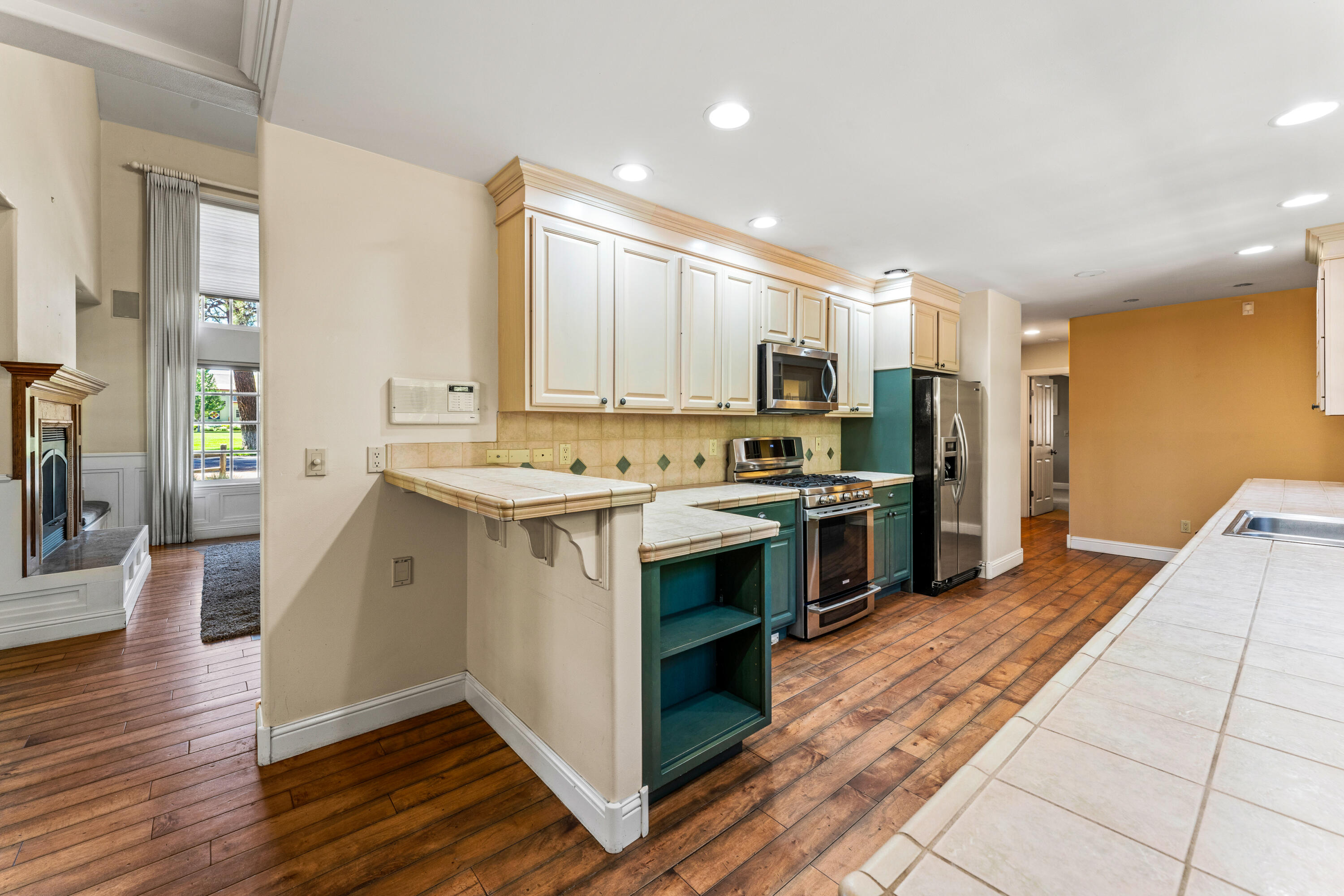 Loe Bros - Residential