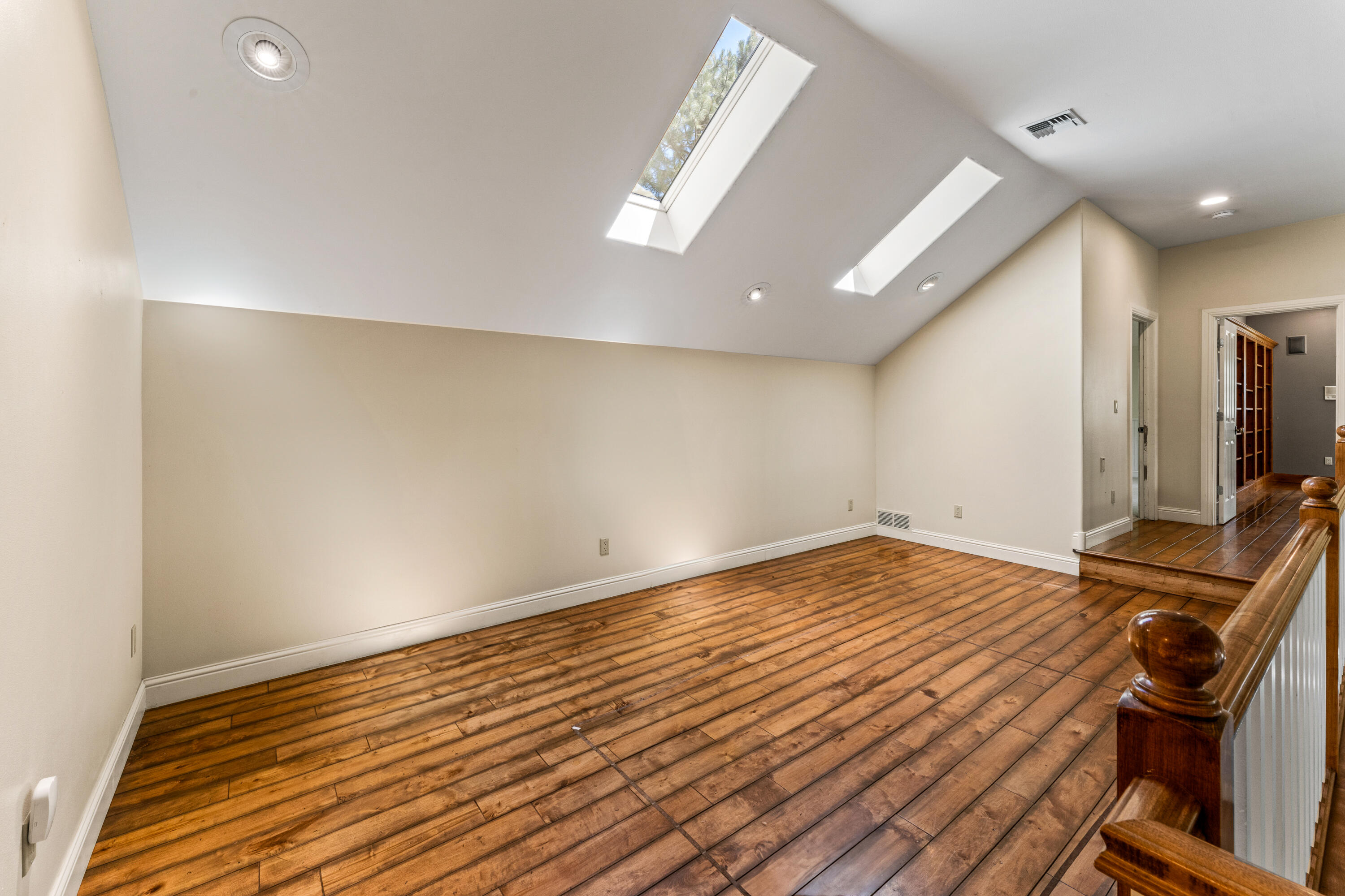 Loe Bros - Residential