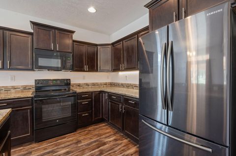 Tiny photo for 9444 SW Copper Road, Powell Butte, OR 97753 (MLS # 220215483)