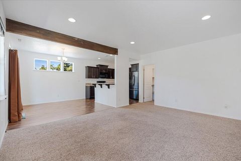 Tiny photo for 9444 SW Copper Road, Powell Butte, OR 97753 (MLS # 220215483)