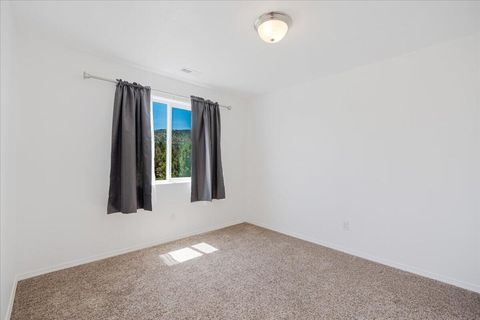 Tiny photo for 9444 SW Copper Road, Powell Butte, OR 97753 (MLS # 220215483)