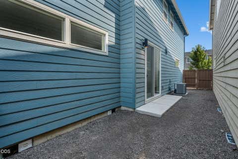 Tiny photo for 3726 NE Petrosa Avenue, Bend, OR 97701 (MLS # 220226821)