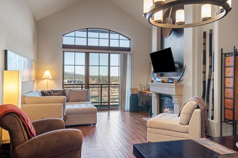 Tiny photo for 363 Bluff Drive #402, Bend, OR 97702 (MLS # 220213902)