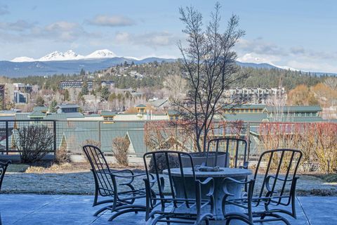 Tiny photo for 363 Bluff Drive #402, Bend, OR 97702 (MLS # 220213902)