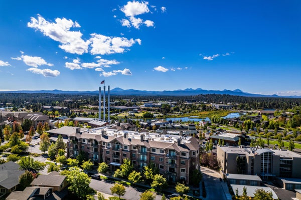 363 SW BLUFF DR UNIT 402, BEND, OR 97702 - Image 354f1d040aadecf2e991e72e7b6ba494/315762217