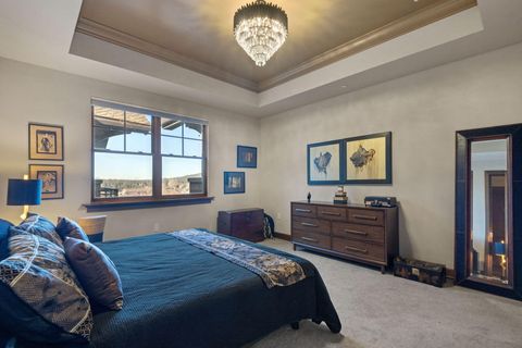 Tiny photo for 363 Bluff Drive #402, Bend, OR 97702 (MLS # 220213902)