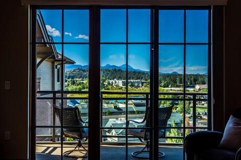 Tiny photo for 363 Bluff Drive #402, Bend, OR 97702 (MLS # 220213902)