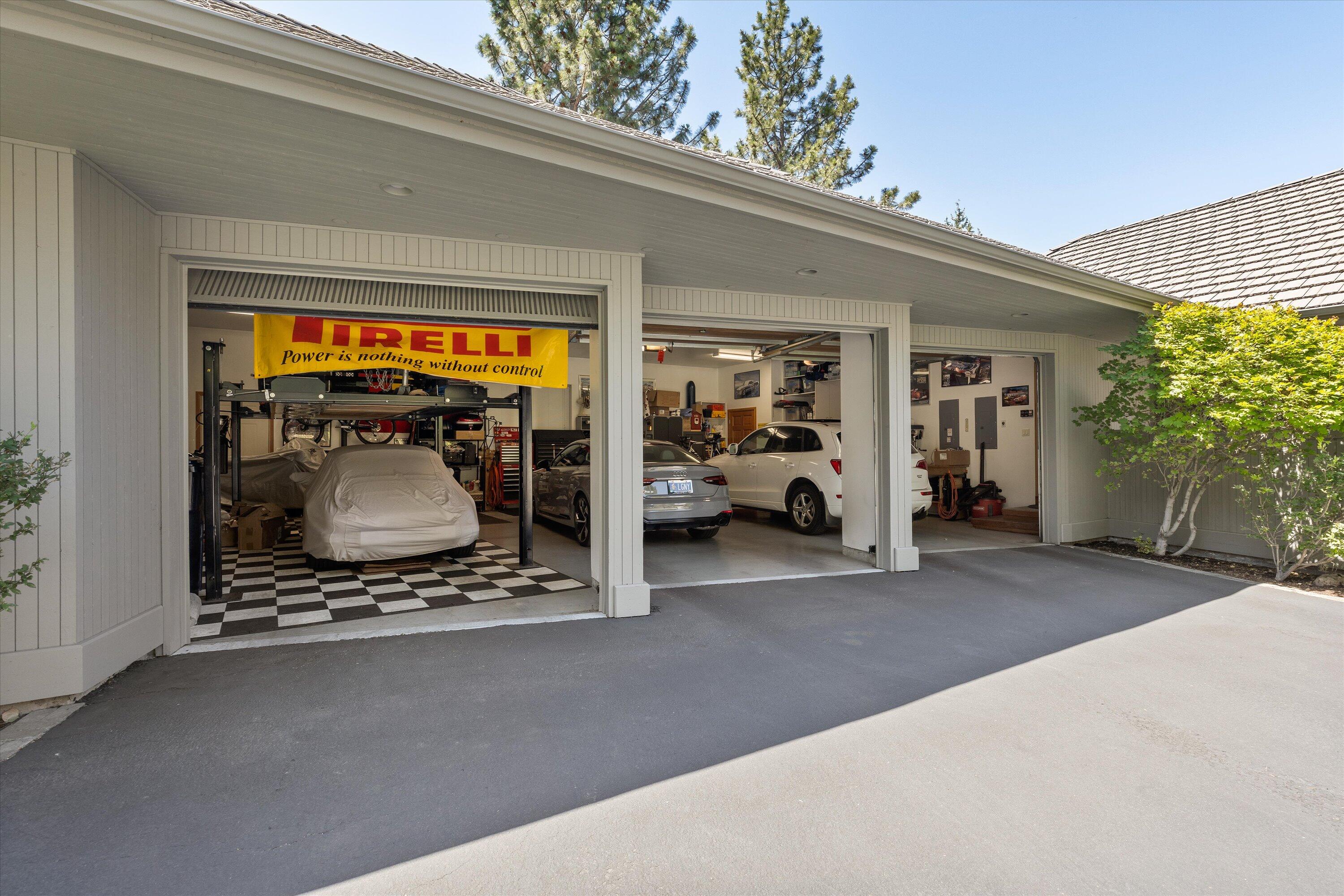 Awbrey Butte - Residential