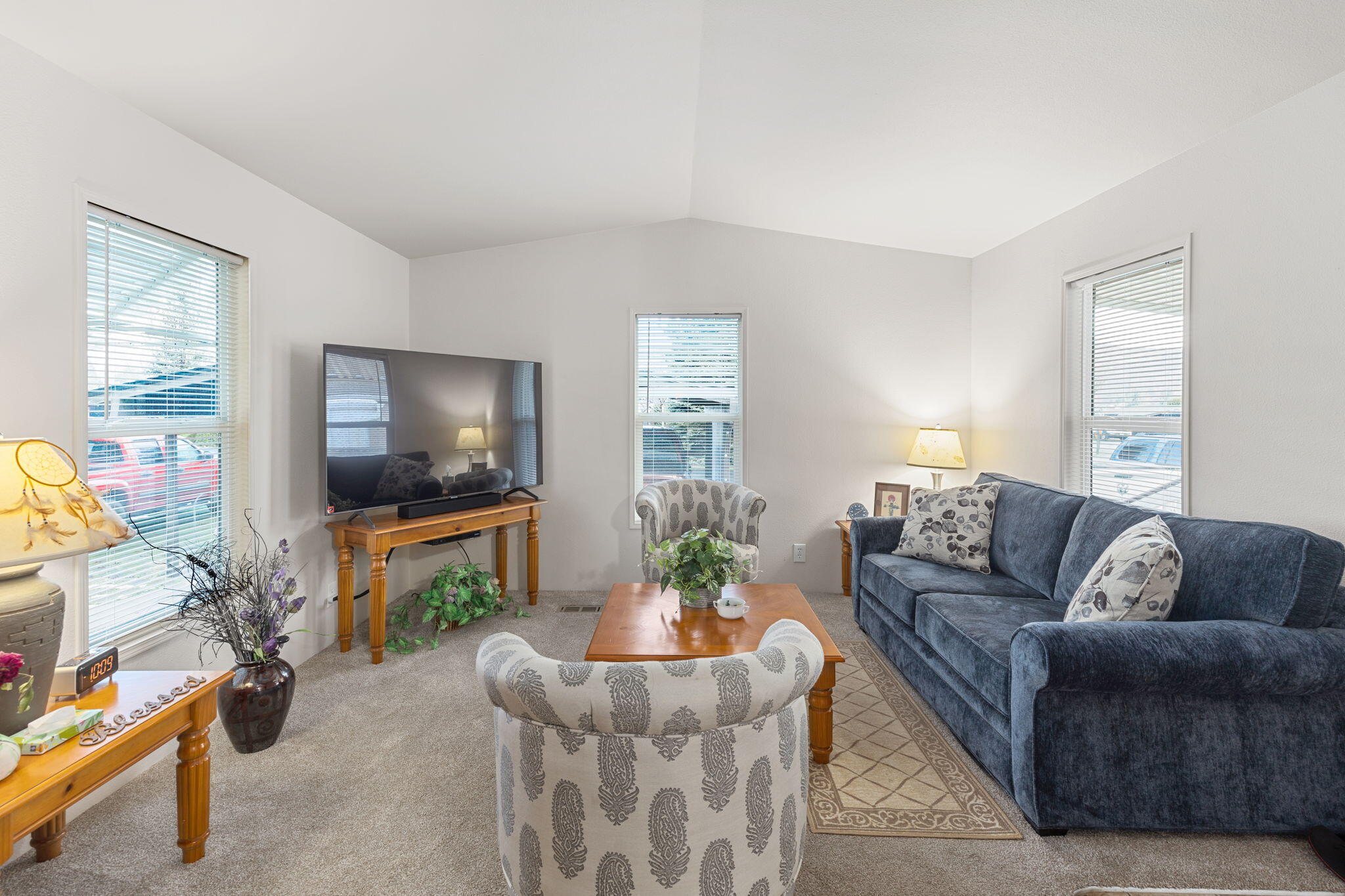 219 Kingsbury Drive