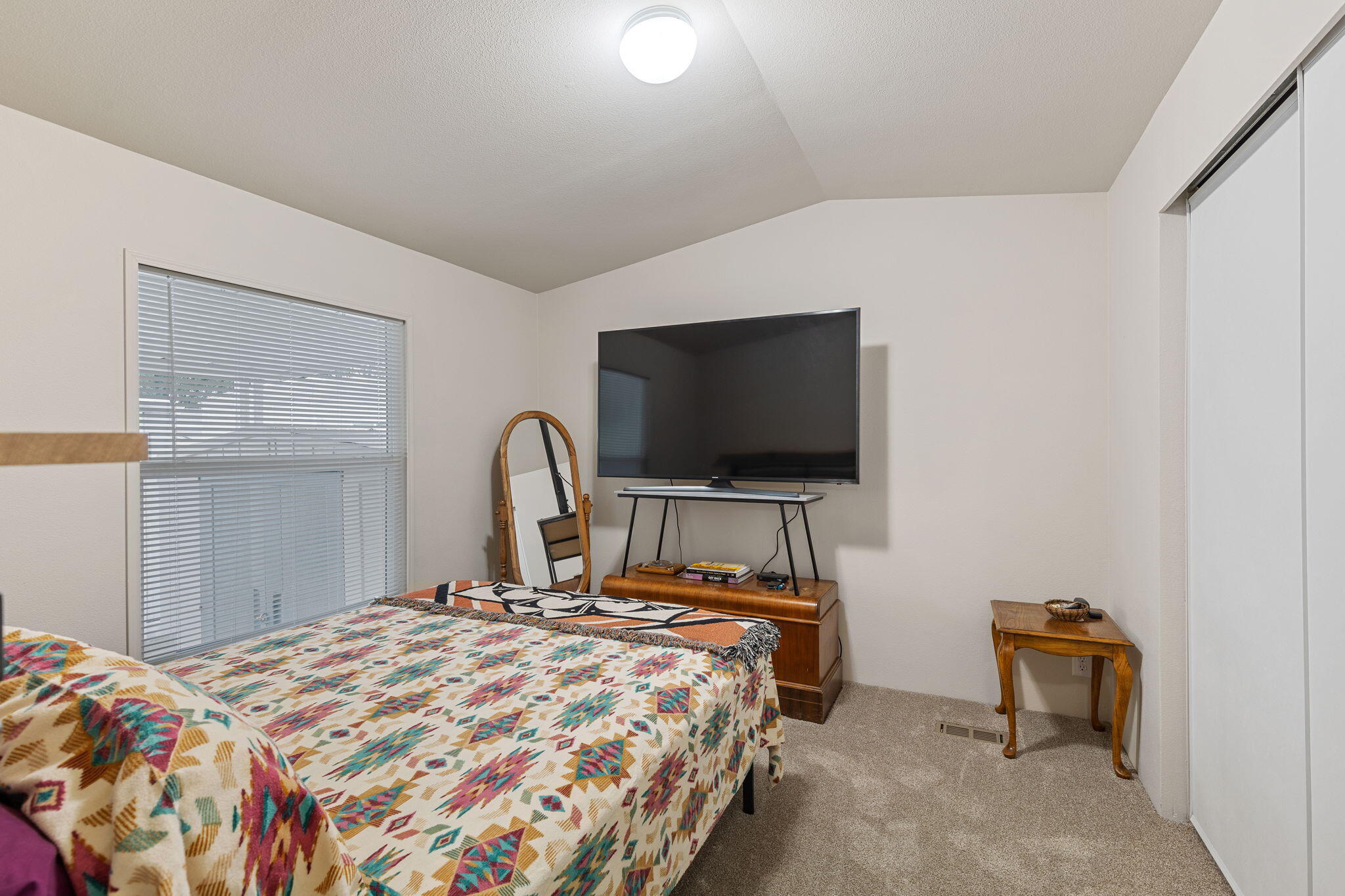 Rogue Lea Estates - Residential