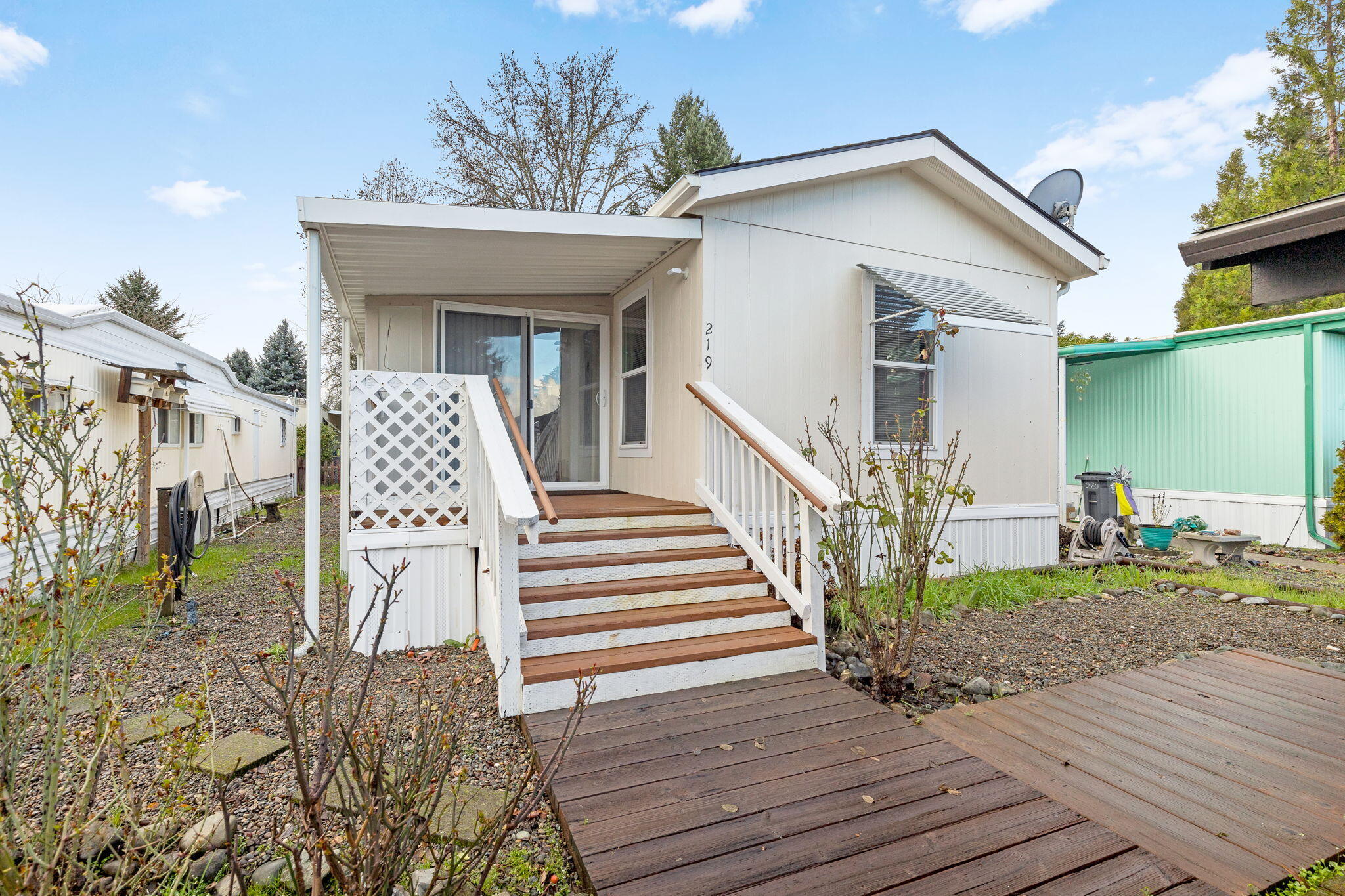 Rogue Lea Estates - Residential