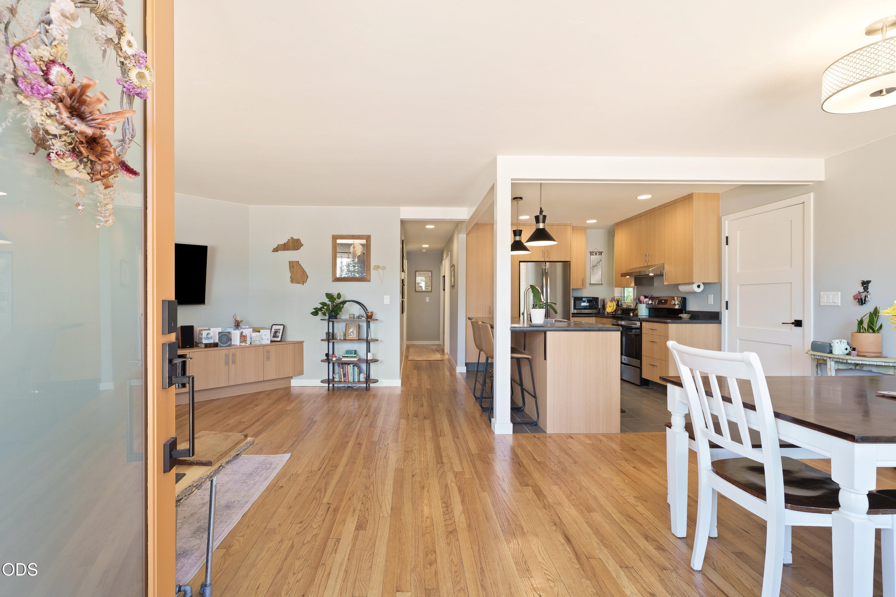 151 SW Roosevelt Avenue # 1 & 2