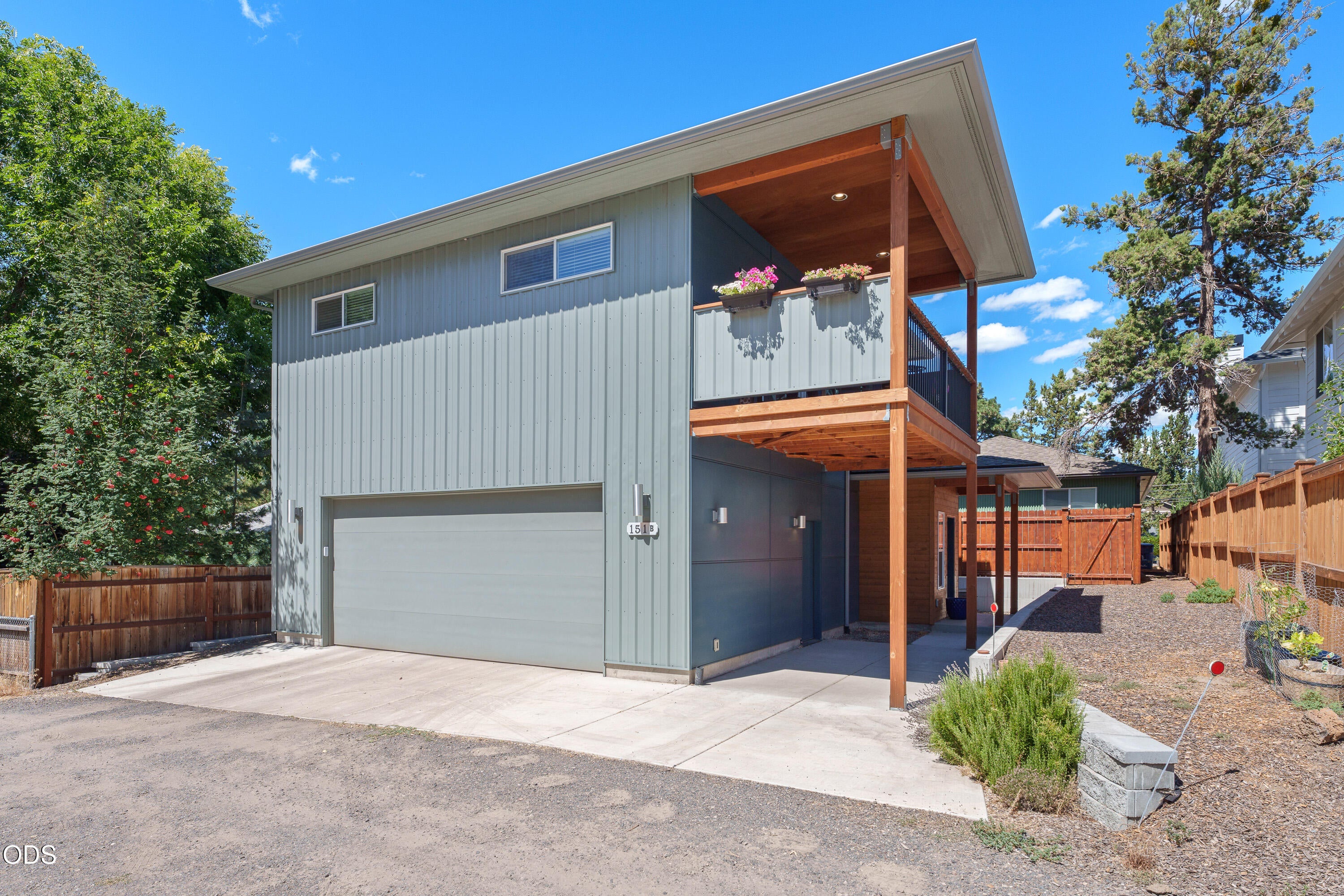 151 SW Roosevelt Avenue # 1 & 2