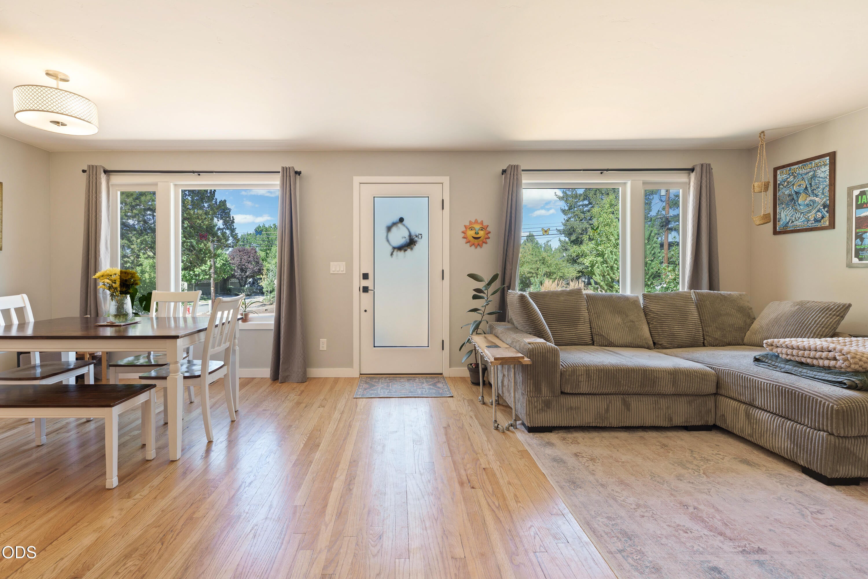 151 SW Roosevelt Avenue # 1 & 2