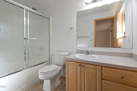 Tiny photo for 52971 Walker Way, La Pine, OR 97739 (MLS # 220230166)