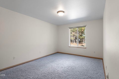 Tiny photo for 52971 Walker Way, La Pine, OR 97739 (MLS # 220230166)