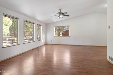 Tiny photo for 52971 Walker Way, La Pine, OR 97739 (MLS # 220230166)