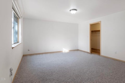 Tiny photo for 52971 Walker Way, La Pine, OR 97739 (MLS # 220230166)