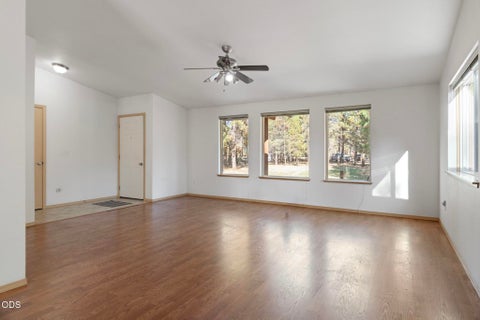 Tiny photo for 52971 Walker Way, La Pine, OR 97739 (MLS # 220230166)