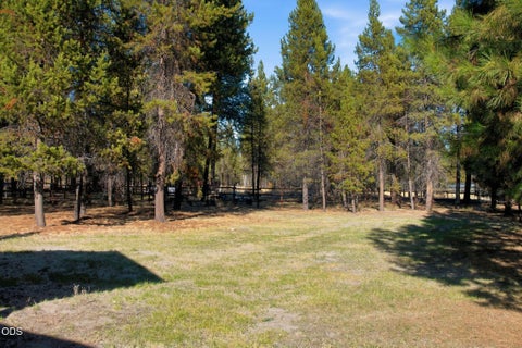 Tiny photo for 52971 Walker Way, La Pine, OR 97739 (MLS # 220230166)