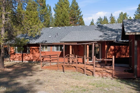 Tiny photo for 52971 Walker Way, La Pine, OR 97739 (MLS # 220230166)