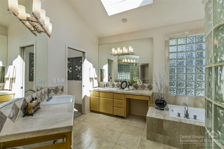 Awbrey Butte - Residential