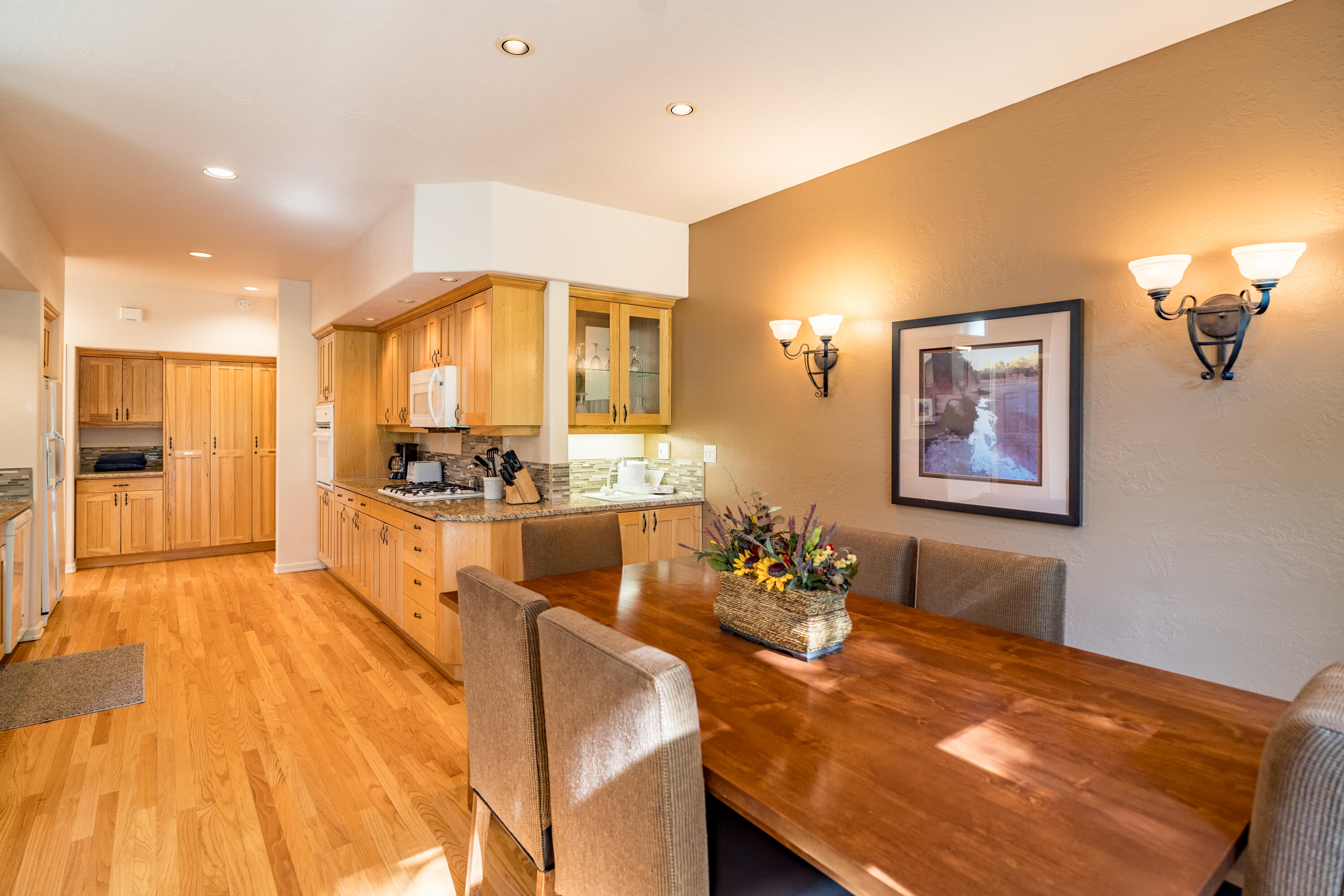 StoneTH - Residential