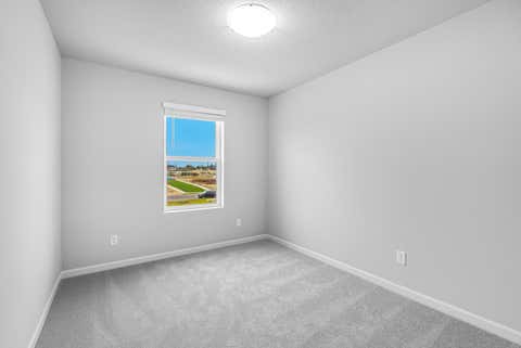 Tiny photo for 726 NW Varnish Place, Redmond, OR 97756 (MLS # 220226817)