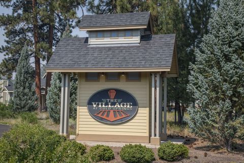 Tiny photo for 720 N Hindeman Street, Sisters, OR 97759 (MLS # 220217074)