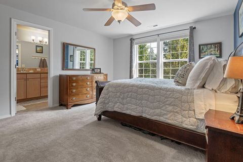 Tiny photo for 720 N Hindeman Street, Sisters, OR 97759 (MLS # 220217074)